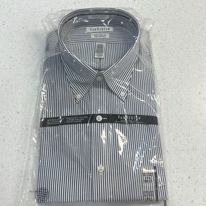 New Van Huesen Wrinkle Free Pinpoint Oxford
